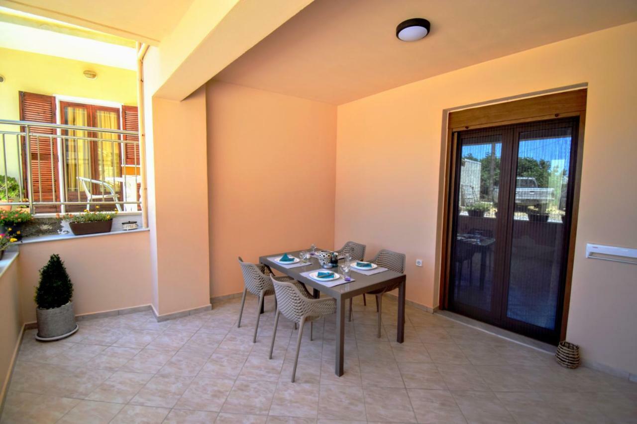 Petite Palace ريثيمنو المظهر الخارجي الصورة